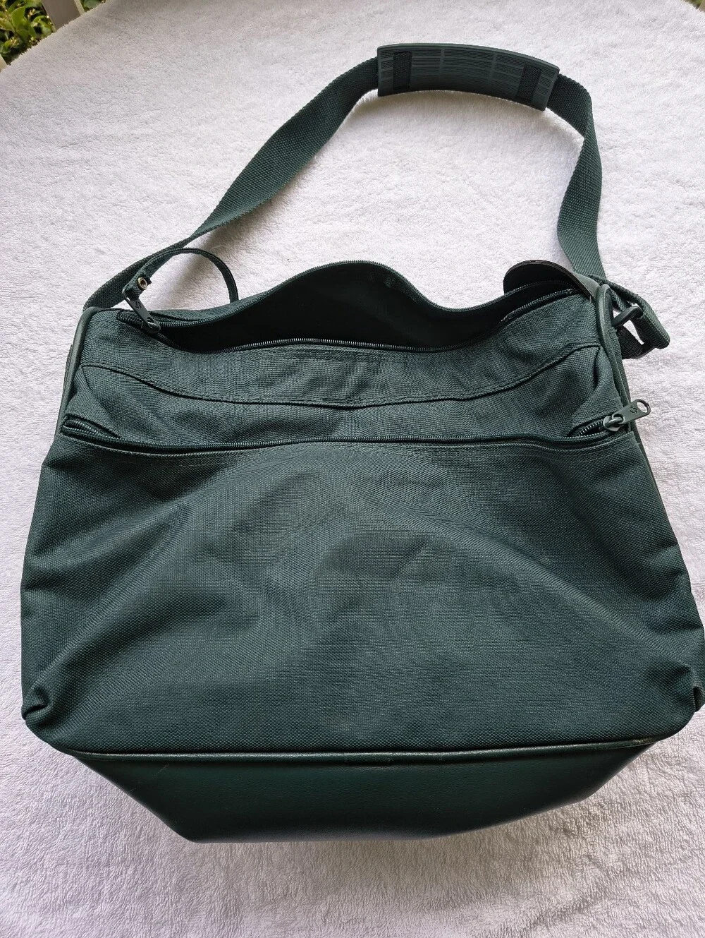 Samsonite Green Messenger Bag